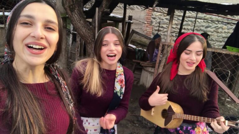 SAVE UKRAINE World Music Trio Mandili