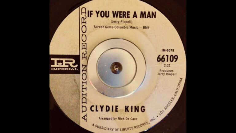 Clydie King