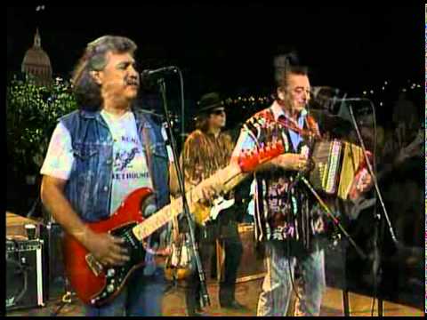 Freddy Fender