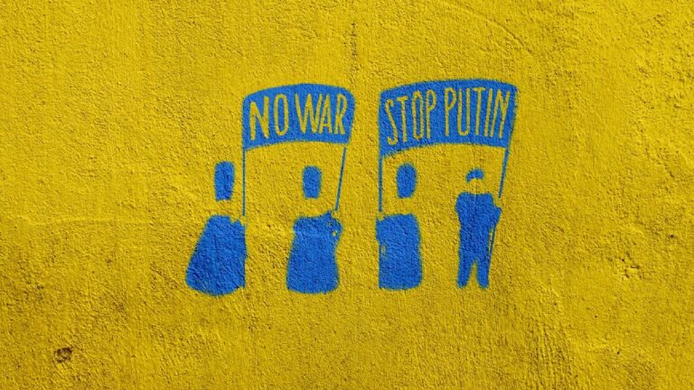 NO WAR STOP PUTIN World Music DakhaBrakha