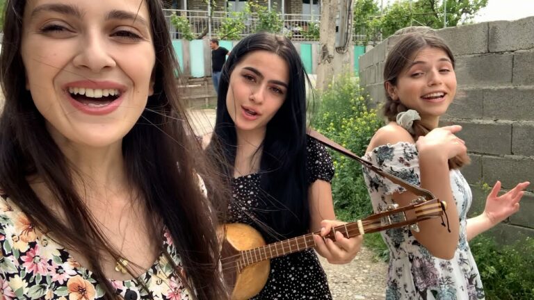 SAVE UKRAINE World Music Trio Mandili