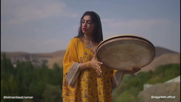 World Music Nawazi Khanum Negar Fathi/Kamancheh Behnam Bayat