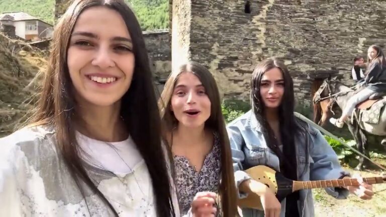 World Music Trio Mandili