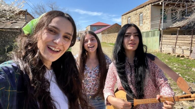 World Music Trio Mandili