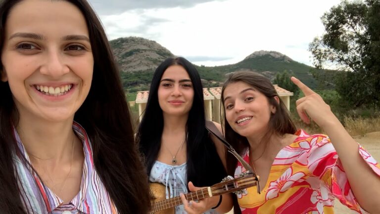 World Music Trio Mandili