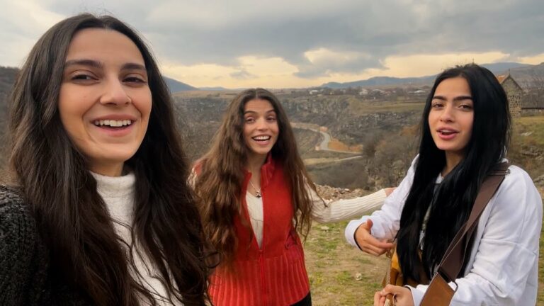 World Music Trio Mandili
