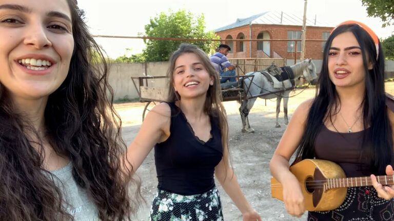 World Music Trio Mandili