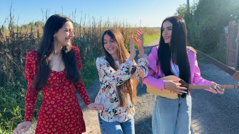 World Music Trio Mandili