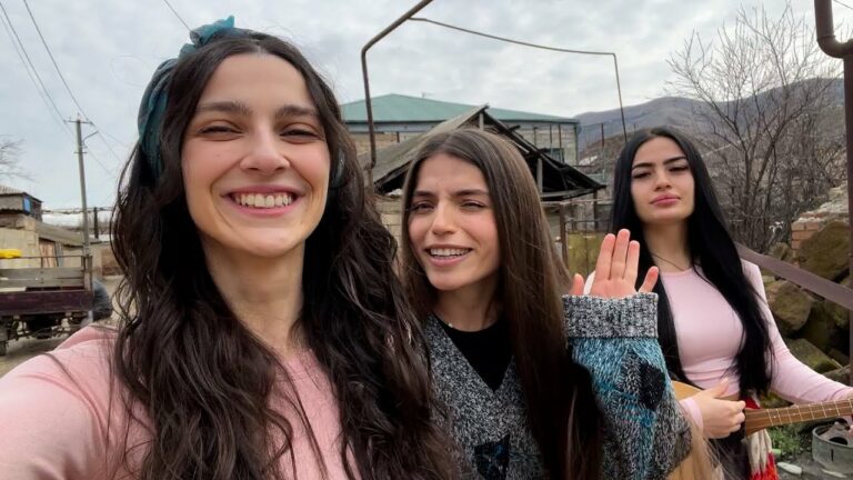 World Music Trio Mandili