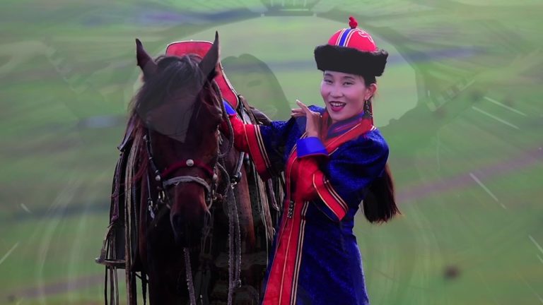 World Music with Yuliyana Krivoshapkina & Sarenhua